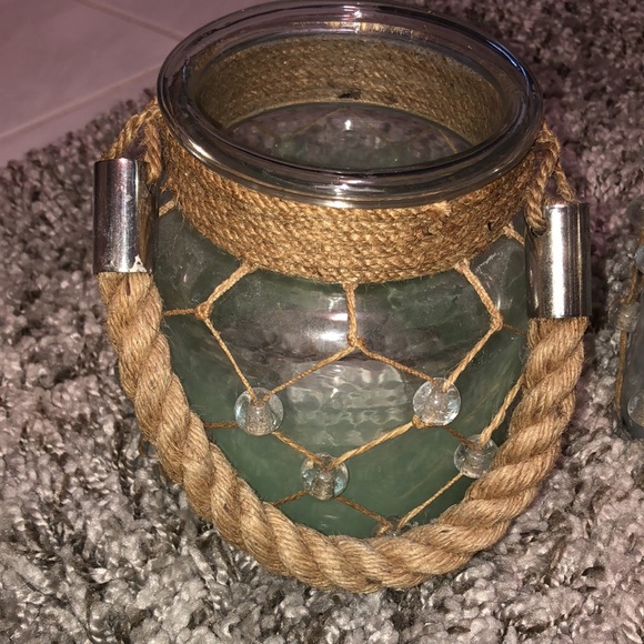 Decorative jars w| sea shells - Picture 2 of 12
